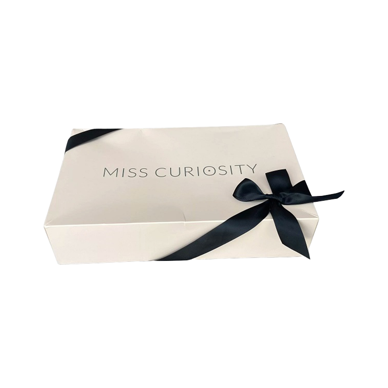 Logo personnalisé de luxe recycler les conceptions de boîte-cadeau de sous-vêtements d'emballage de boîte-cadeau de boîte de papier pliante